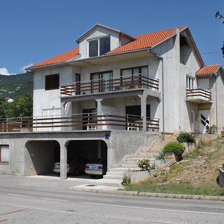 Apartments By The Sea Klenovica, Novi Vinodolski - 5581 Buitenkant foto