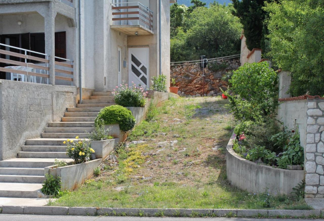 Apartments By The Sea Klenovica, Novi Vinodolski - 5581 Buitenkant foto