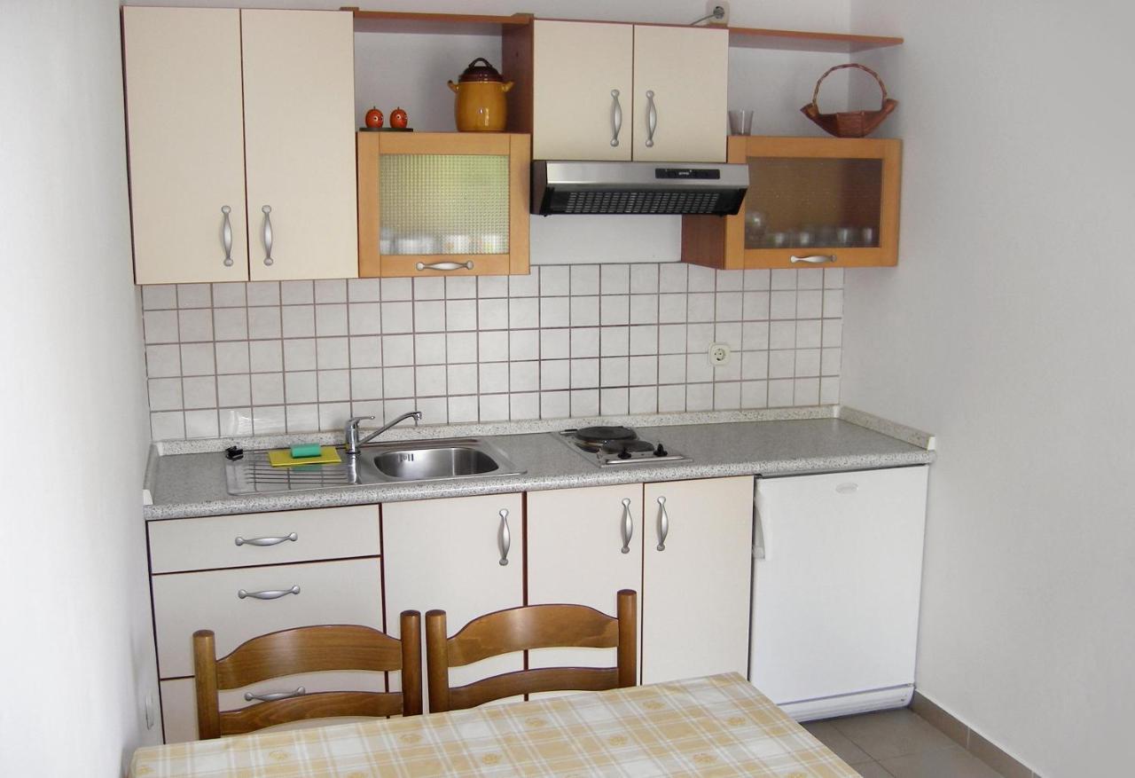 Apartments By The Sea Klenovica, Novi Vinodolski - 5581 Buitenkant foto