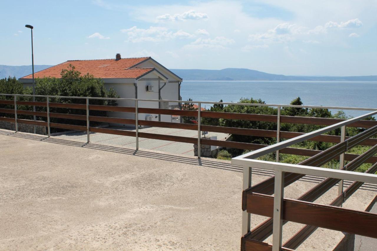 Apartments By The Sea Klenovica, Novi Vinodolski - 5581 Buitenkant foto