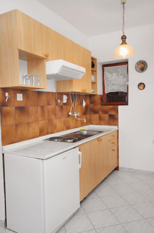 Apartments By The Sea Klenovica, Novi Vinodolski - 5581 Buitenkant foto