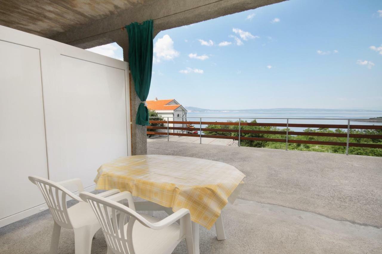 Apartments By The Sea Klenovica, Novi Vinodolski - 5581 Buitenkant foto